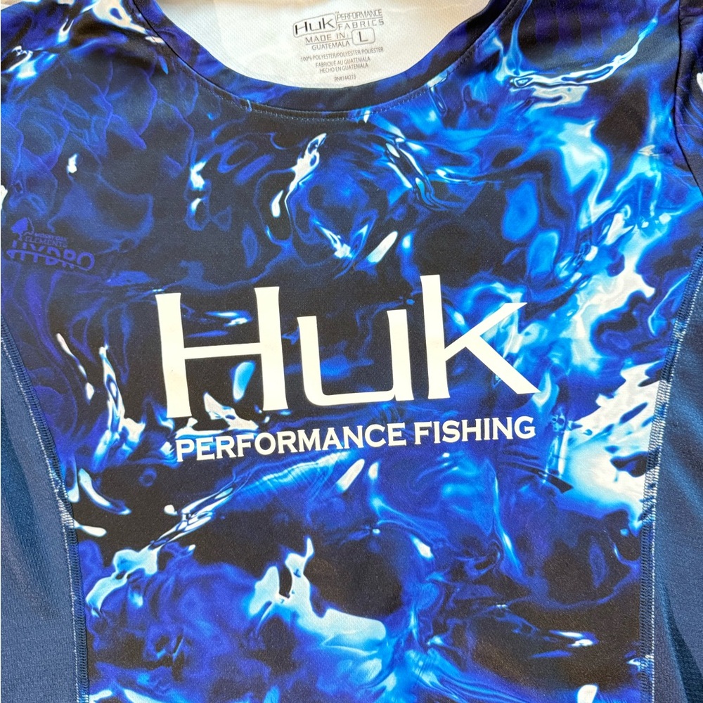 Huk Women Performance Large Fishing Swim Shirt - Blue and White UPF - Picture 2 of 4